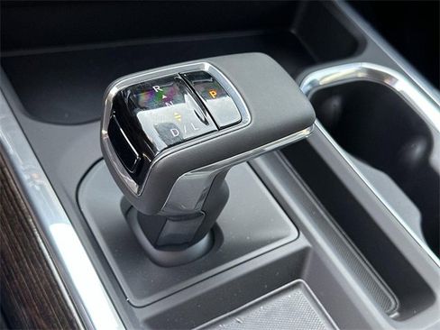 New 2026 GMC Sierra 1500 Elevation w/ LPO, Elevation Black Package image 13