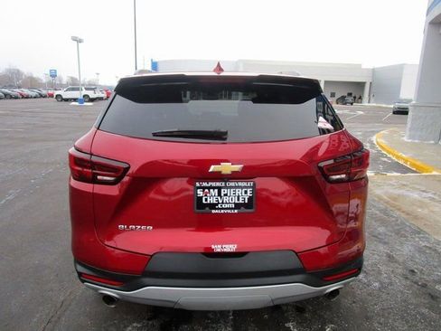 Certified 2024 Chevrolet Blazer LT w/ Convenience Package image 4