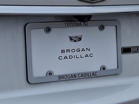 Certified 2023 Cadillac XT6 Premium Luxury w/ Platinum Package image 12