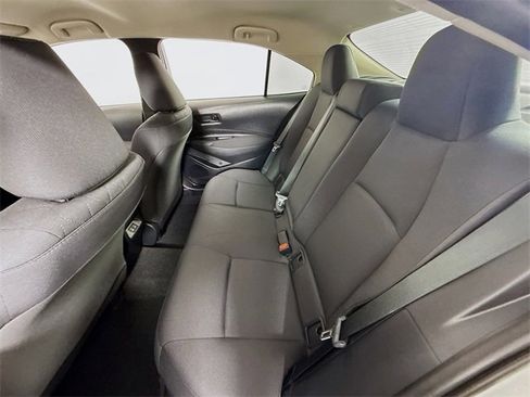 Certified 2025 Toyota Corolla LE image 9