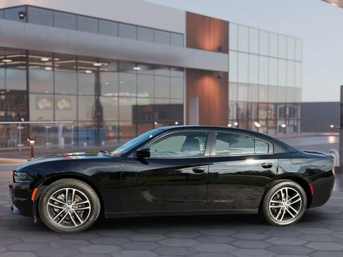 Used 2019 Dodge Charger SXT AWD/4WD image 5