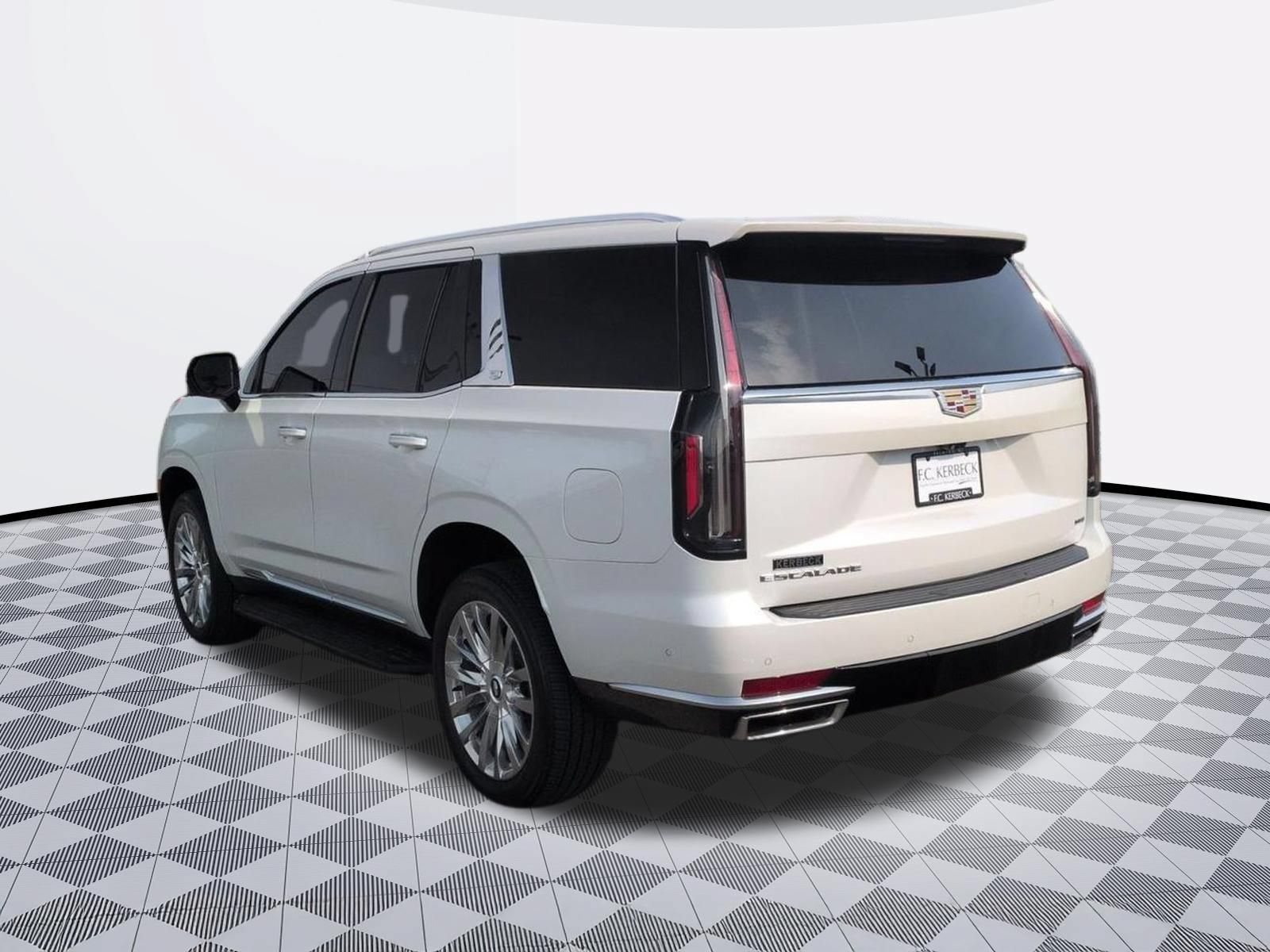 Certified 2021 Cadillac Escalade Premium Luxury AWD/4WD image 6