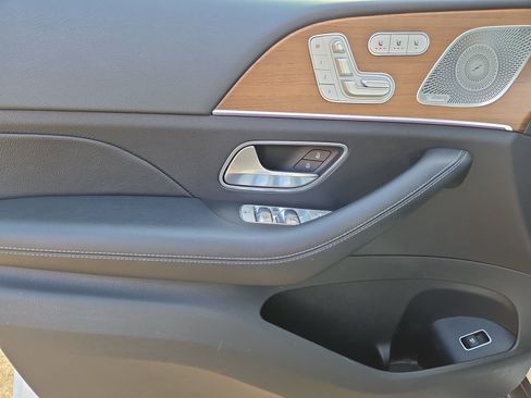 Certified 2021 Mercedes-Benz GLS 450 4MATIC image 15