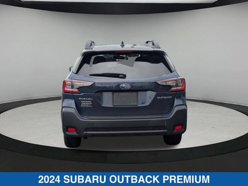 Certified 2024 Subaru Outback Premium AWD/4WD image 5