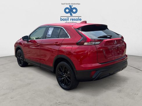 Used 2025 Mitsubishi Eclipse Cross LE AWD/4WD image 4