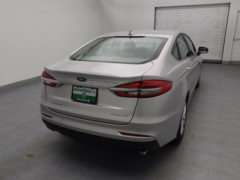 Used 2019 Ford Fusion SE image 7