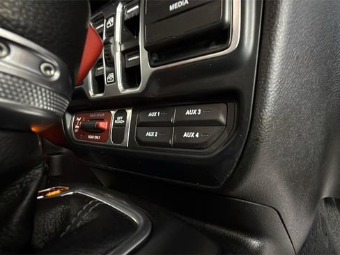 Used 2024 Jeep Wrangler Willys image 32