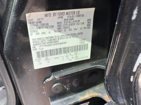 Used 2015 Ford F250 Platinum w/ FX4 Off-Road Package AWD/4WD image 12