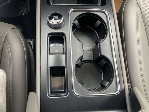 New 2026 Lincoln Corsair Premiere image 28