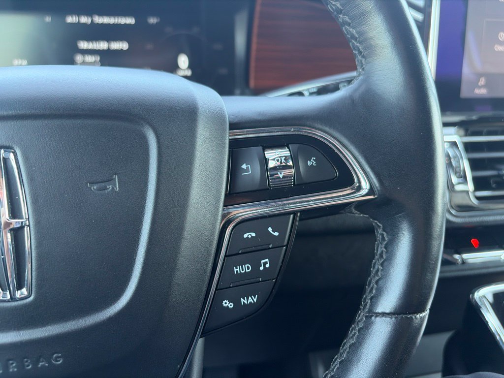Used 2020 Lincoln Navigator Reserve w/ Luxury Package AWD/4WD image 20