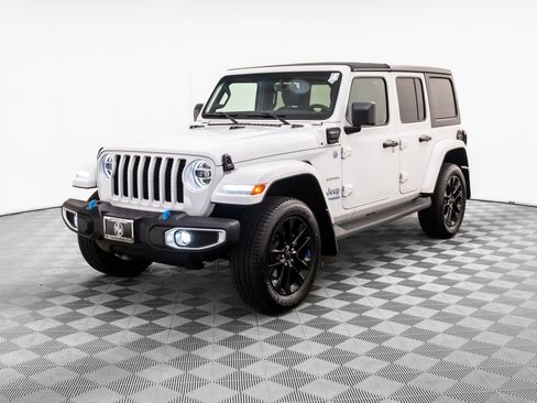 Used 2022 Jeep Wrangler Unlimited Sahara w/ Cold Weather Group image 1