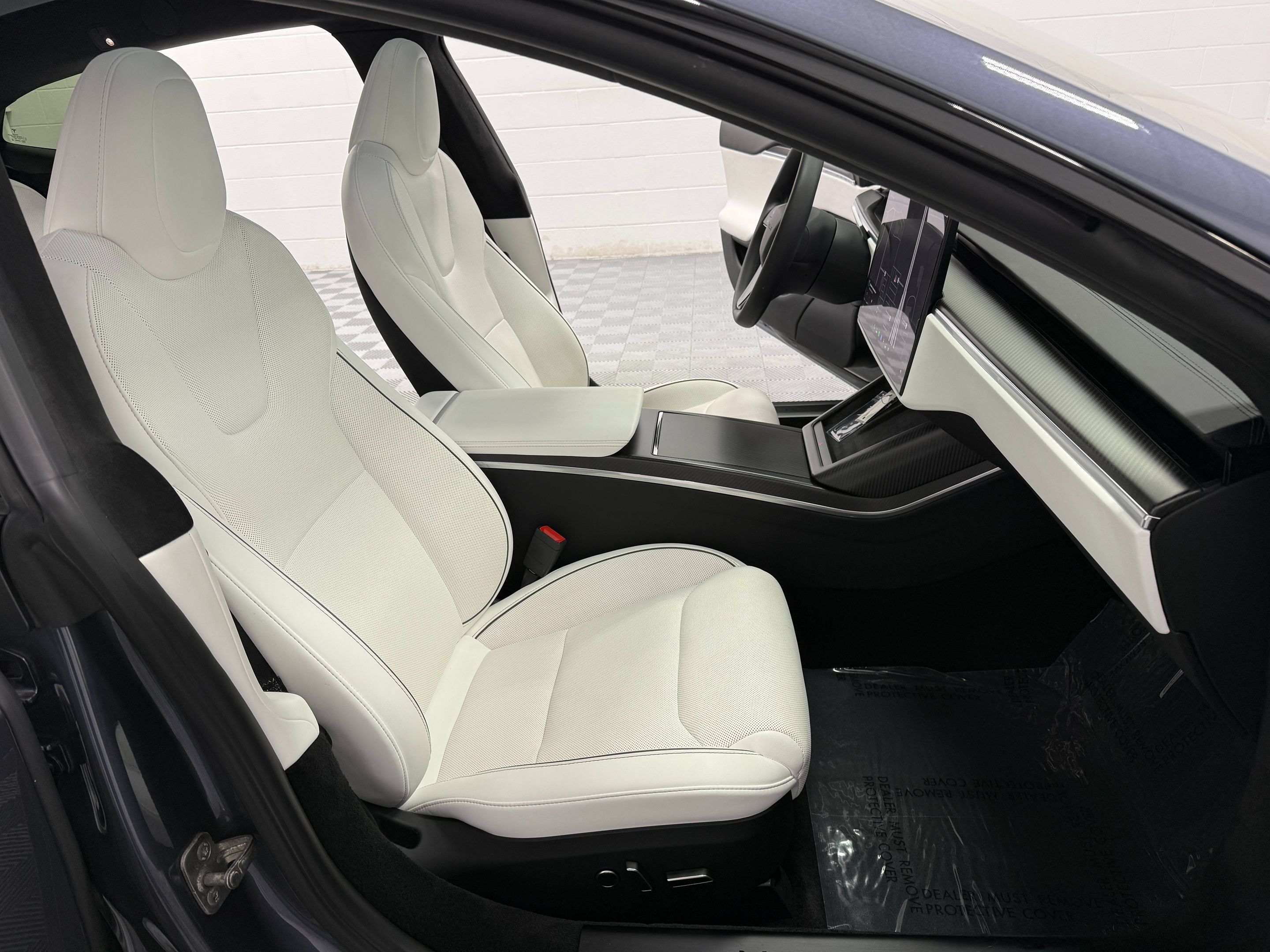 Used 2023 Tesla Model S Plaid AWD/4WD image 24