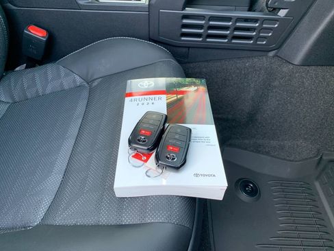 New 2026 Toyota 4Runner TRD Sport Premium image 9