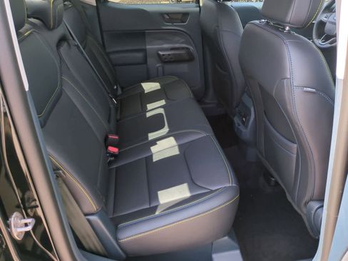 New 2025 Ford Maverick Lobo image 21