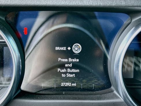 Used 2023 Jeep Wrangler Unlimited Sahara w/ Cold Weather Group AWD/4WD image 13