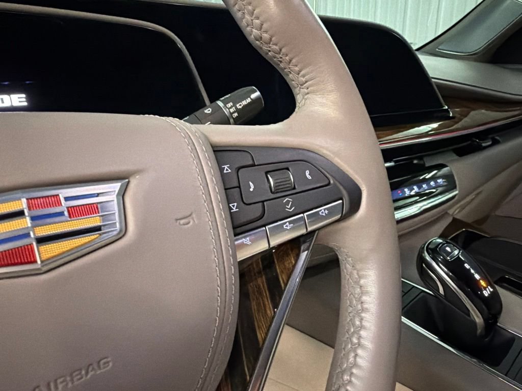 Used 2024 Cadillac Escalade ESV Sport Platinum AWD/4WD image 18