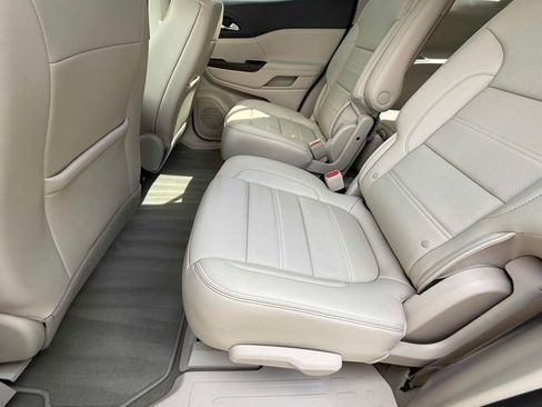 Used 2023 GMC Acadia Denali w/ Trailering Package FWD image 14