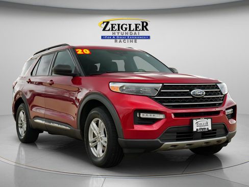 Used 2020 Ford Explorer XLT w/ Equipment Group 202A AWD/4WD image 1