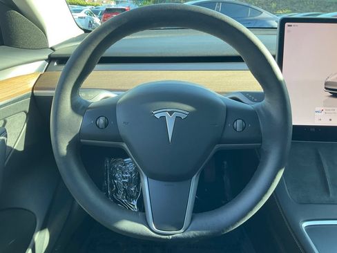 Used 2023 Tesla Model 3 Standard Range RWD image 37