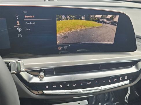 New 2025 Cadillac Lyriq Sport image 27