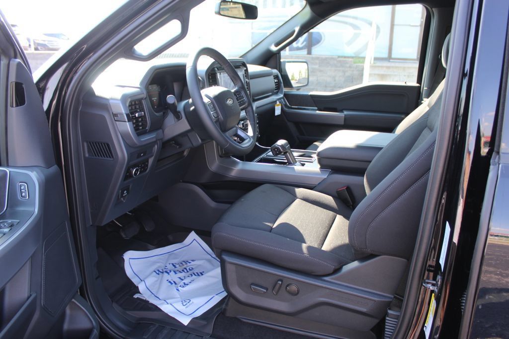 New 2026 Ford F150 XLT w/ Equipment Group 302A MID AWD/4WD image 22