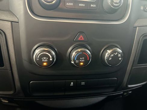 Used 2014 RAM 1500 Express RWD image 15