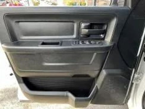 Used 2017 RAM 1500 Tradesman w/ Popular Equipment Group RWD image 10