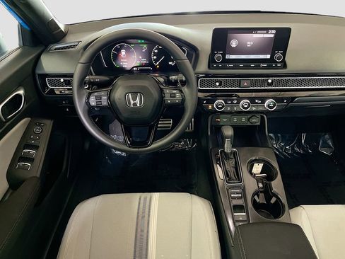 Used 2025 Honda Civic Sport image 22