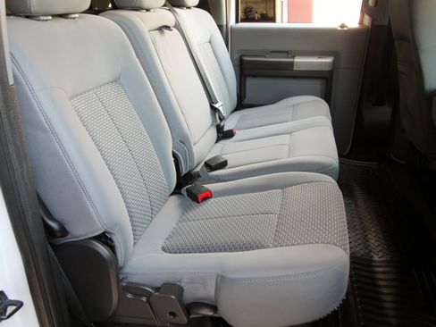 Used 2014 Ford F250 XLT w/ XLT Value Package image 39