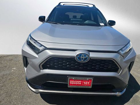 Used 2023 Toyota RAV4 XSE w/ Premium Package AWD/4WD image 8