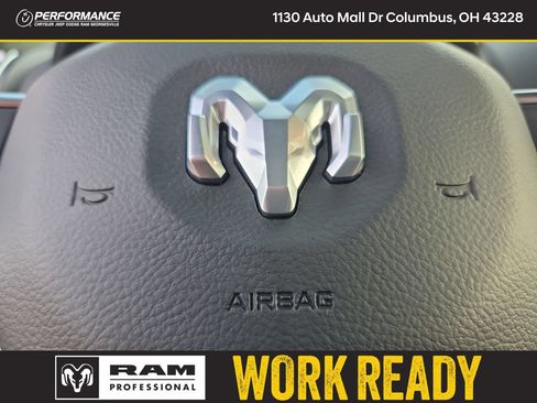 New 2026 RAM 2500 Laramie AWD/4WD image 23