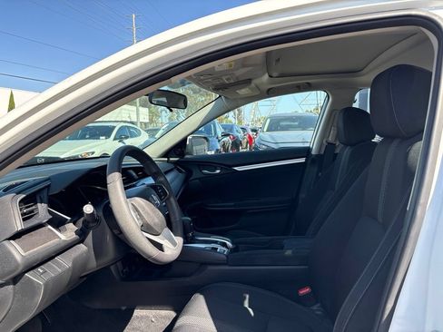 Used 2017 Honda Civic EX image 10