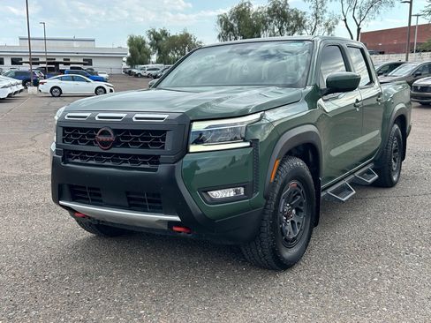 Used 2025 Nissan Frontier Pro-X RWD image 1