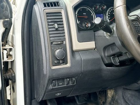 Used 2012 RAM 3500 ST w/ Chrome Appearance Group AWD/4WD image 10