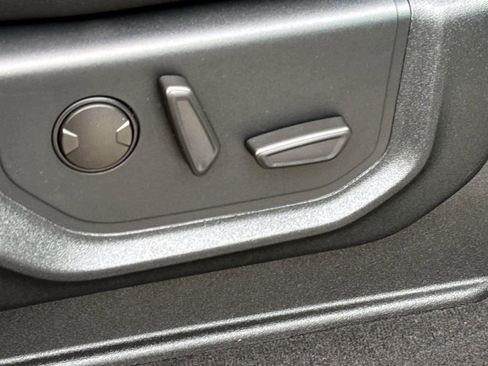 Used 2021 Ford F250 Lariat w/ Lariat Ultimate Package image 18