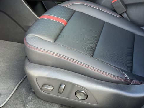 New 2026 Chevrolet Traverse RS image 19