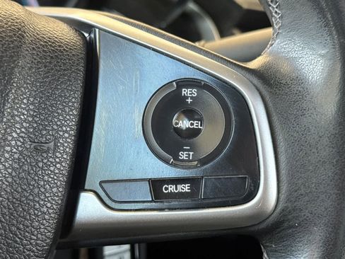 Used 2018 Honda Civic EX-L image 25