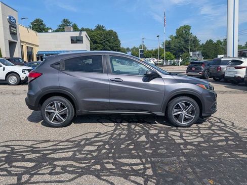 Used 2022 Honda HR-V EX image 2