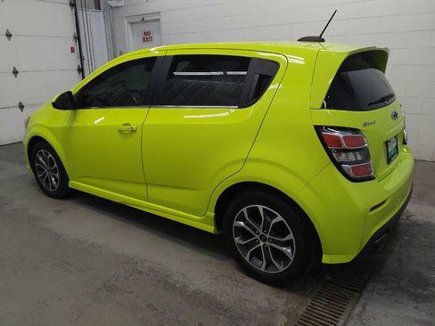 Used 2019 Chevrolet Sonic LT w/ Convenience Package FWD image 3