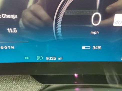 Used 2024 Lucid Air Pure RWD image 38