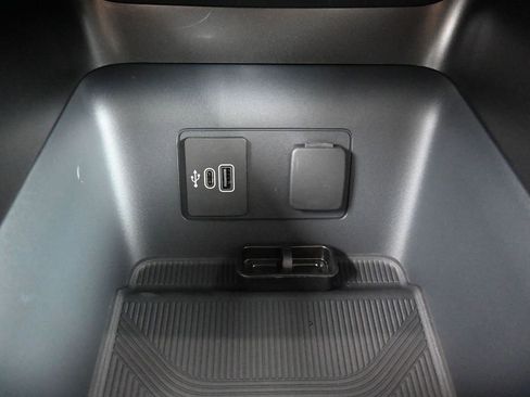 New 2026 Ford Explorer Active image 29