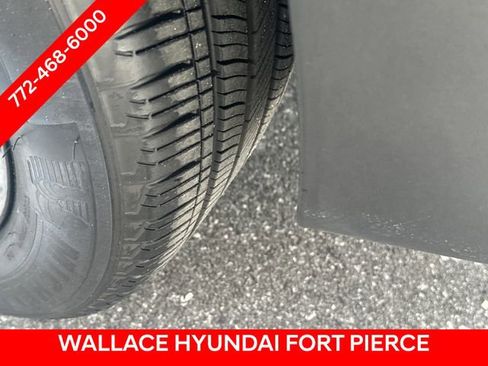 Used 2024 Hyundai Tucson Limited AWD/4WD image 16