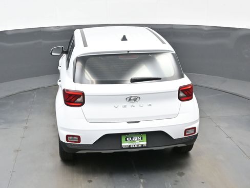 Used 2020 Hyundai Venue SE image 35