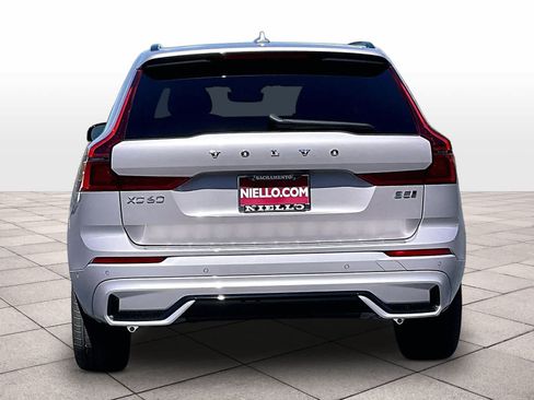 New 2026 Volvo XC60 B5 Plus w/ Climate Package AWD/4WD image 6