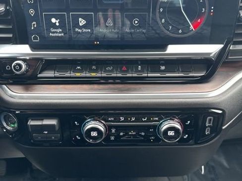 Used 2025 GMC Sierra 1500 SLT image 25