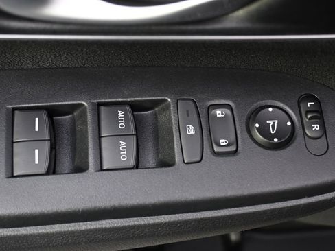 Used 2018 Honda CR-V EX image 23