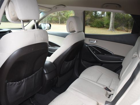 Used 2017 Hyundai Santa Fe Sport image 14