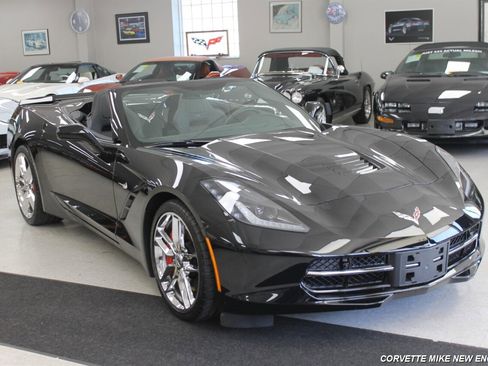 Used 2016 Chevrolet Corvette Stingray Convertible w/ 2LT Preferred Equipment Group image 13