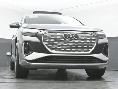 Used 2023 Audi Q4 e-tron Premium Plus w/ Premium Plus image 52