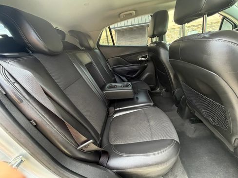 Used 2014 Buick Encore FWD image 27